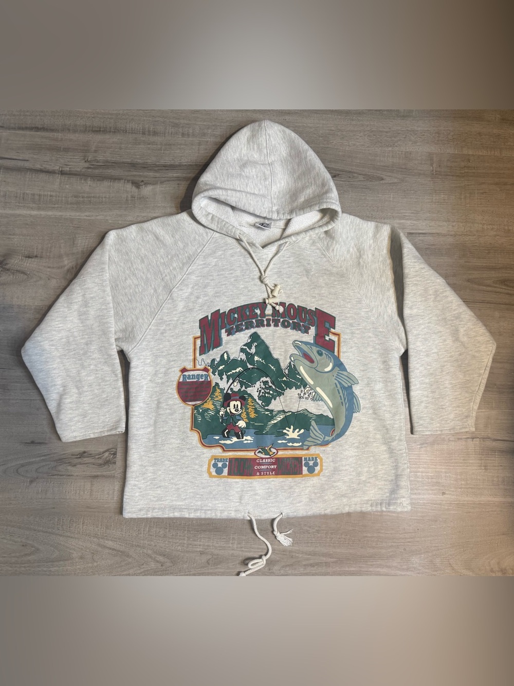 Vintage Mickey Mouse Territory Fishing Hoodie Size M